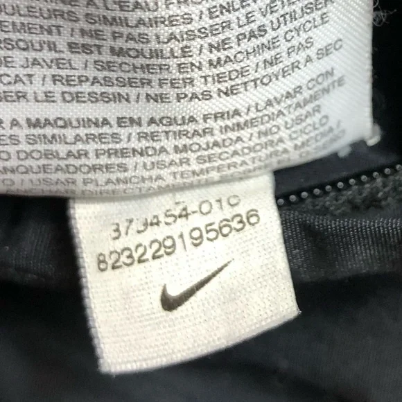 Nike Reversible Black Jacket Unisex Size L. - Picture 5 of 14